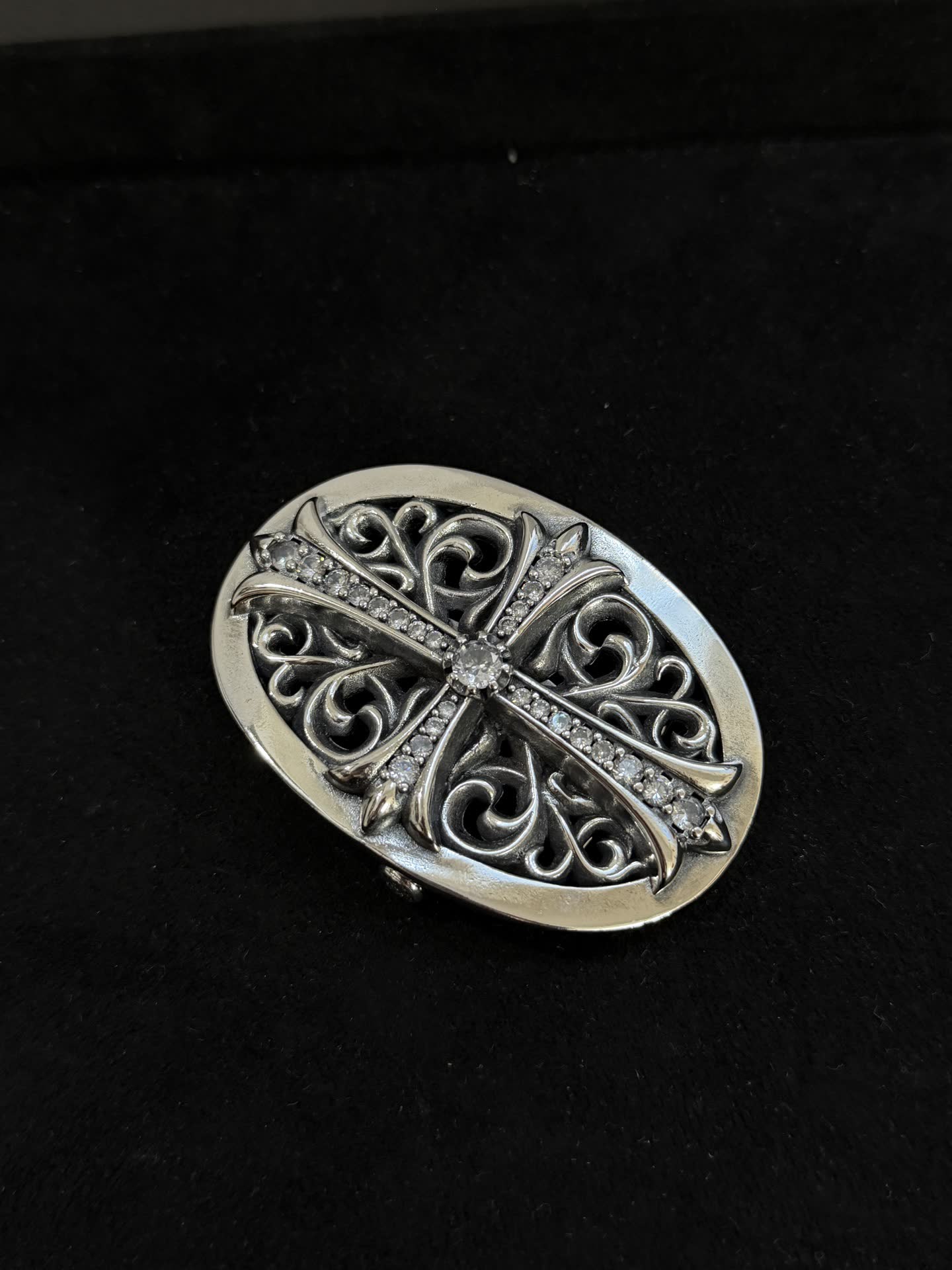Chrome Hearts Elegant Filigree Cross Brooch with Gemstones